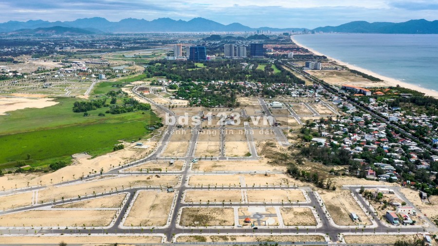 Bán đất ven biển Đà Nẵng, hạ tầng hoàn thiện, có sổ, pháp lí rõ, giá 1.9 tỷ