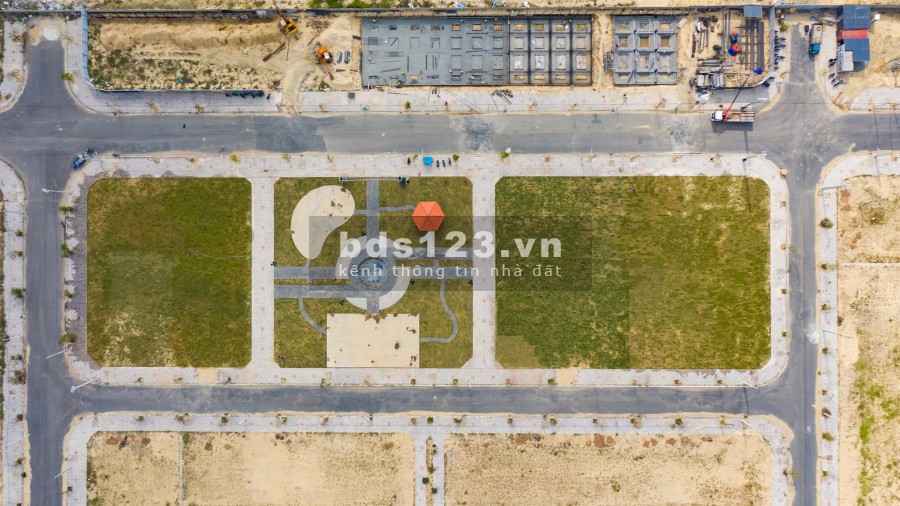 Bán đất ven biển Đà Nẵng, hạ tầng hoàn thiện, có sổ, pháp lí rõ, giá 1.9 tỷ