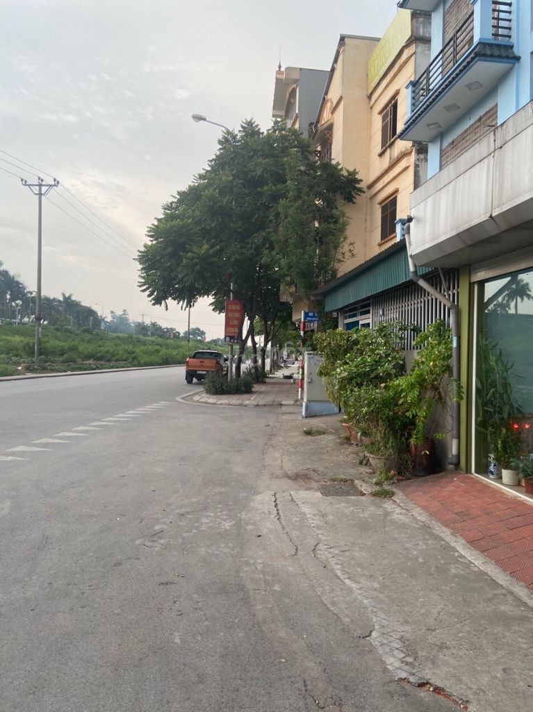 Cần cho thuê nhà mặt đường Nam Đuống, tổ 18 Thượng Thanh,Long Biên, Hà Nội