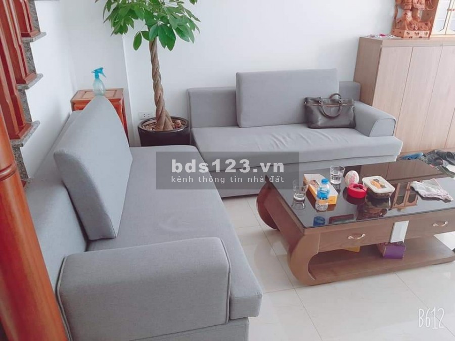 Bán nhà 6 tầng, Cổ Nhuế - Từ Liêm, siêu đẹp diện tích 38m2, giá 4.15 tỷ.