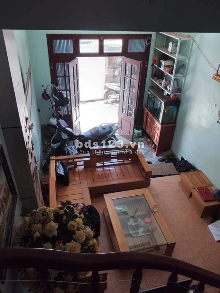 Bán nhà Hoàng Văn Thái, ô tô đỗ cửa, nở hậu, dân trí cao, 45m, 4.3 tỷ