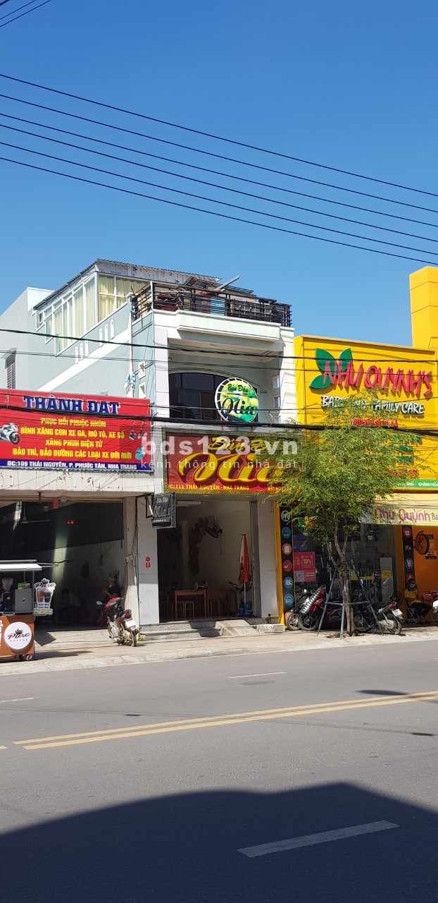 Bán nhà 3 tầng mặt tiền 9D Thái Nguyên, p. Phước Tân, tp. Nha Trang.