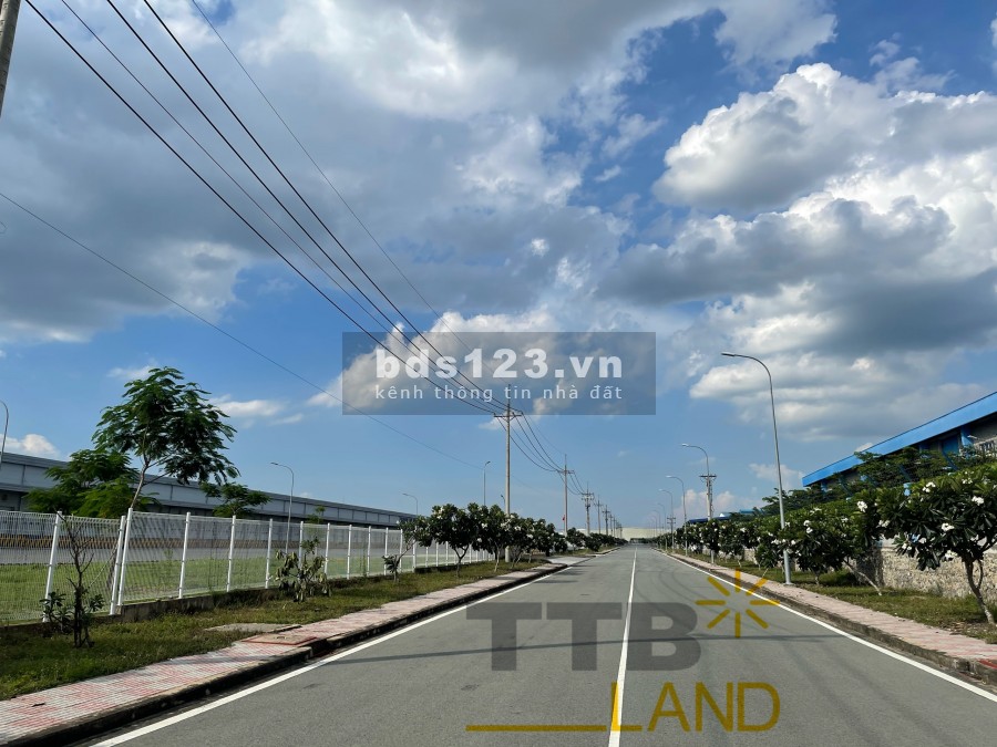 Cho Thuê Kho diện tích sử dụng 2000m2 Nhơn Trạch Đồng Nai, còn mới