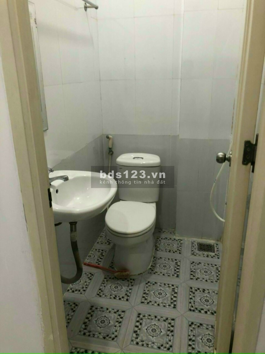 Bán nhà mặt tiền đường 12, Phước Bình, Quận 9, giá 3.85 tỷ, thương lượng chính chủ
