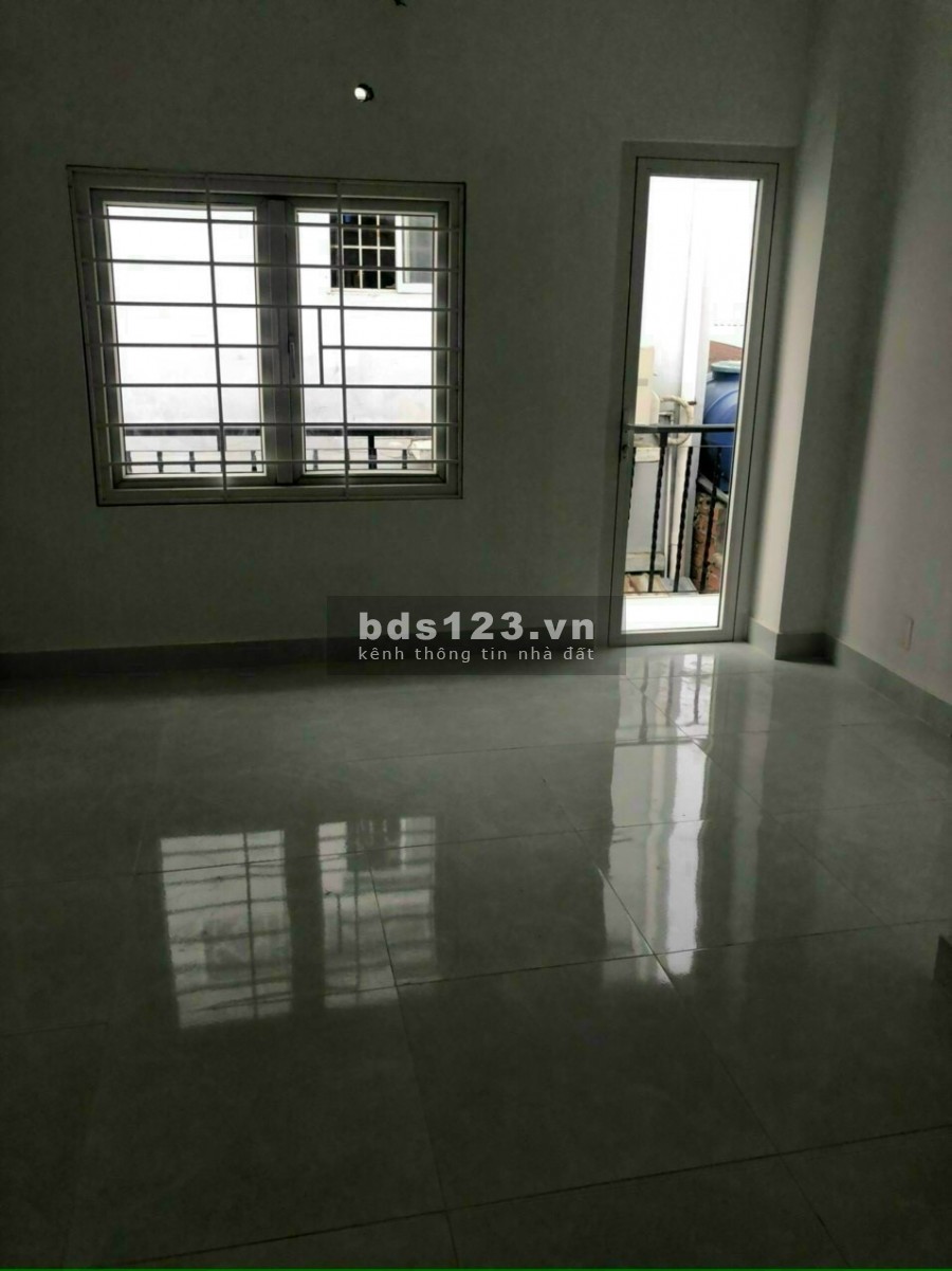 Bán nhà mặt tiền đường 12, Phước Bình, Quận 9, giá 3.85 tỷ, thương lượng chính chủ