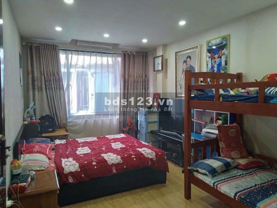 Bán nhà Lê Trọng Tấn, Thanh Xuân, ngõ thông, gara ô tô, nhà đẹp, 36m, Mt 5,5m