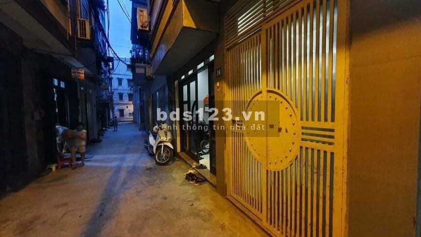 Bán nhà Lê Trọng Tấn, Thanh Xuân, ngõ thông, gara ô tô, nhà đẹp, 36m, Mt 5,5m