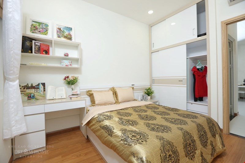 Bán nhà giá nhỉnh 100 triệu/m2, cách Trường Chinh 50m, 4 tầng, ô tô đỗ cửa