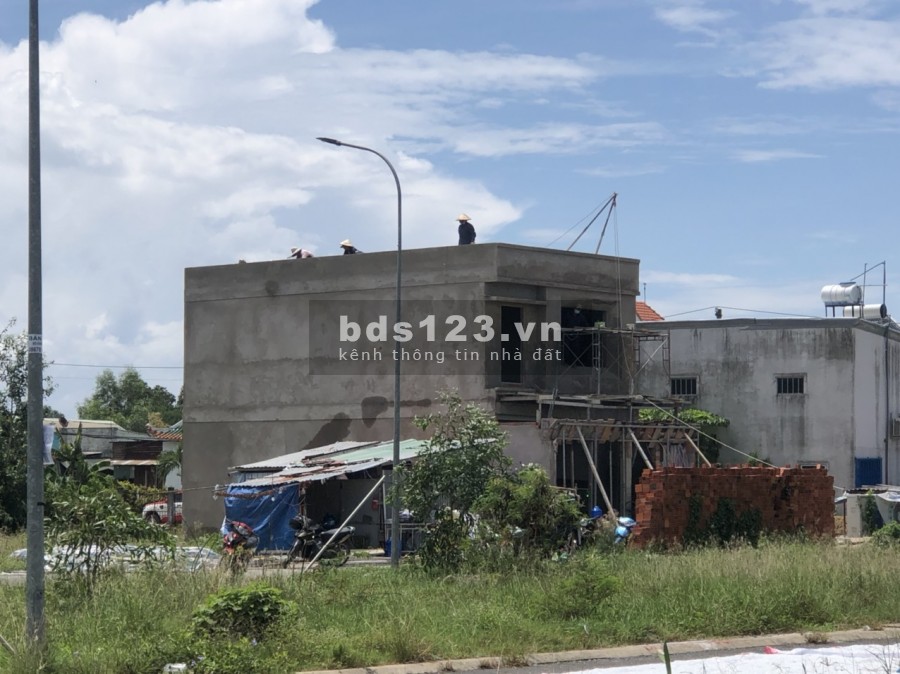 Đất rẻ Bình Chánh đường Hoàng Phan Thái, Quốc lộ 1A. Sổ hồng riêng chính chủ