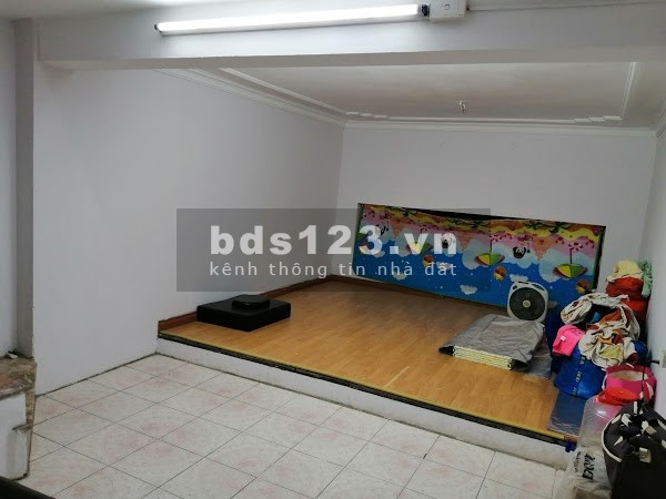 Cần bán nhà,ô tô, gần phố, Nguyễn Trãi,DT 27m,4T,MT 3.6m,2.88 tỷ.