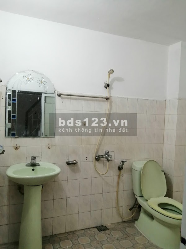 Cần bán nhà,ô tô, gần phố, Nguyễn Trãi,DT 27m,4T,MT 3.6m,2.88 tỷ.