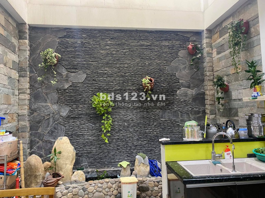 Bán Nhà Đẹp 85m2 Công nhận đủ, Hẻm Vip 12m Nguyễn Trãi sát Q1, Khu dân trí cao