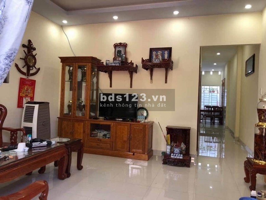Bán nhà 1 trệt 2 lầu mặt tiền đường Hàn Mặc Tử phường 7, giá 6.2 tỷ