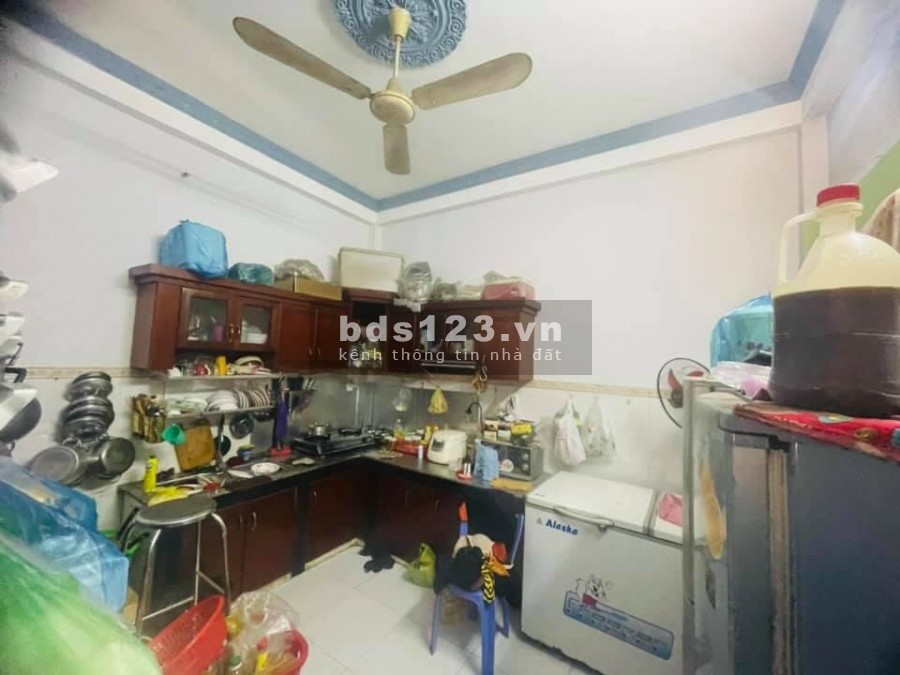 Đường trước nhà 6m Lý Thường Kiệt, tiện kinh doanh, giá bán 5,4 tỷ
