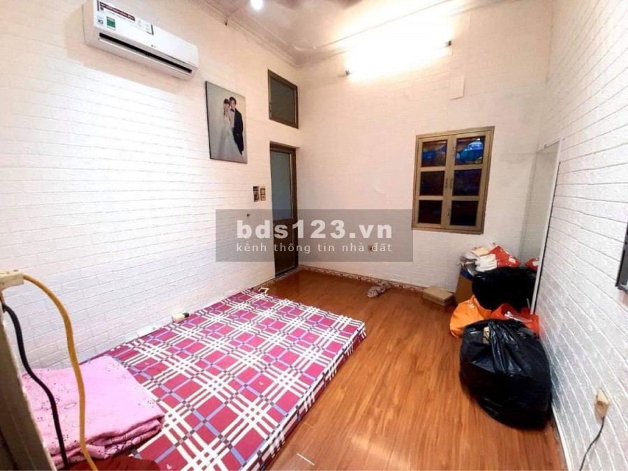 Bán gấp nhà mặt ngõ Văn Hương ô tô kinh doanh, giá bán 4.65 tỷ