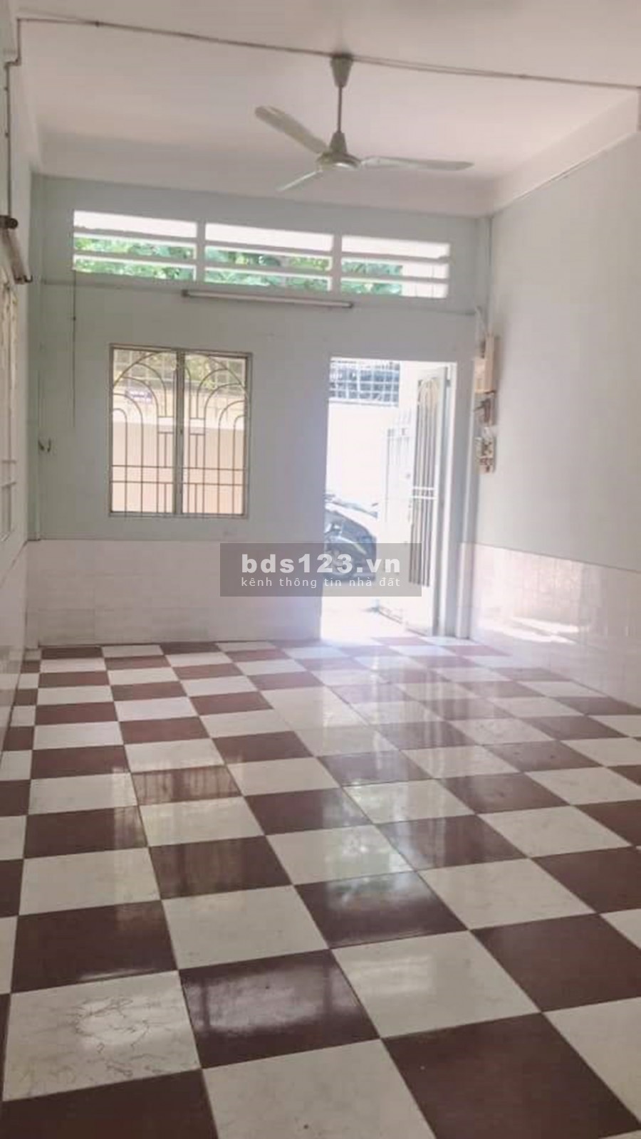 Bán nhà HXH đường Ngô Tất Tố, Q Bình Thạnh (DT 5x24m) Giá 8.9 Tỷ.