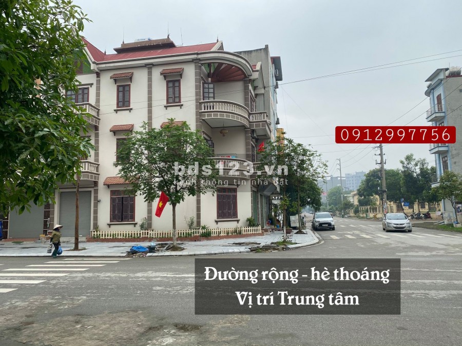 Cho thuê nhà lô góc, Ngã Tư To, Mặt Phố trung tâm Phố Chờ Yên Phong Bắc Ninh