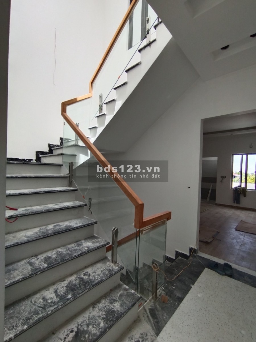 Nhà 4 tầng mới xây diện tích 72m2 Tại Vĩnh Niệm. mới 100% giá chỉ 4,5 tỷ