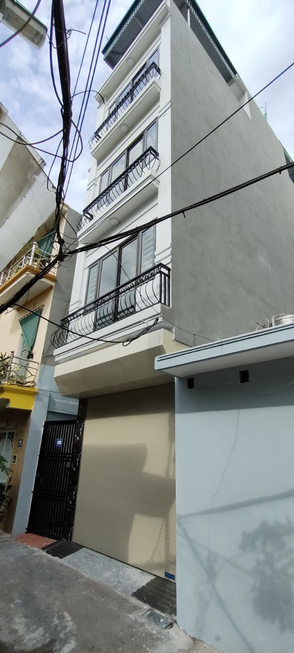 Bán nhà Lương Khánh Thiên ô tô đổ cửa bãi ô tô trước nhà, mới koong, dt 60m2, 6 tầng, mt 4.7 nhỉnh 4.7 tỷ