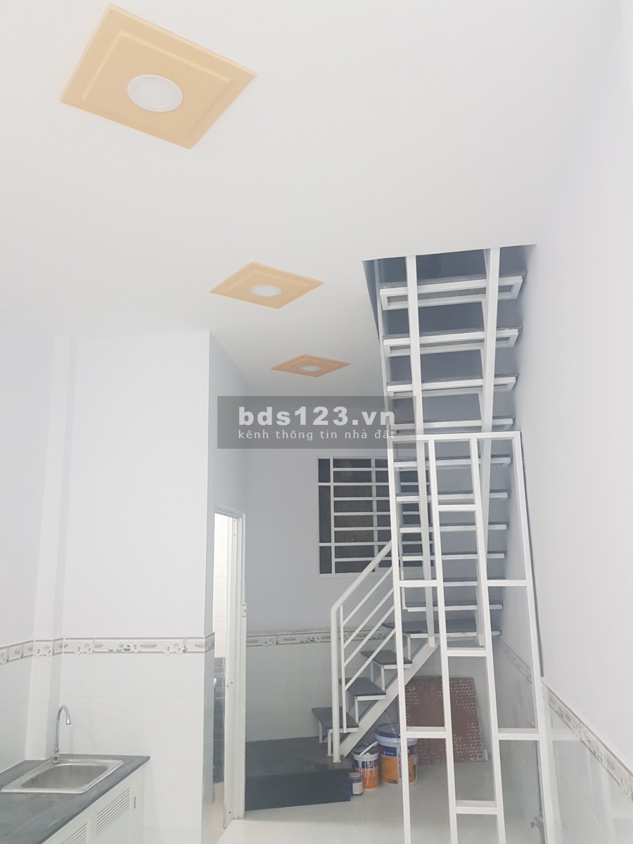 Nhà đẹp hẻm ba gác đường số 5, Linh Tây sổ hồng riêng nở hậu, giá 2.5 tỷ