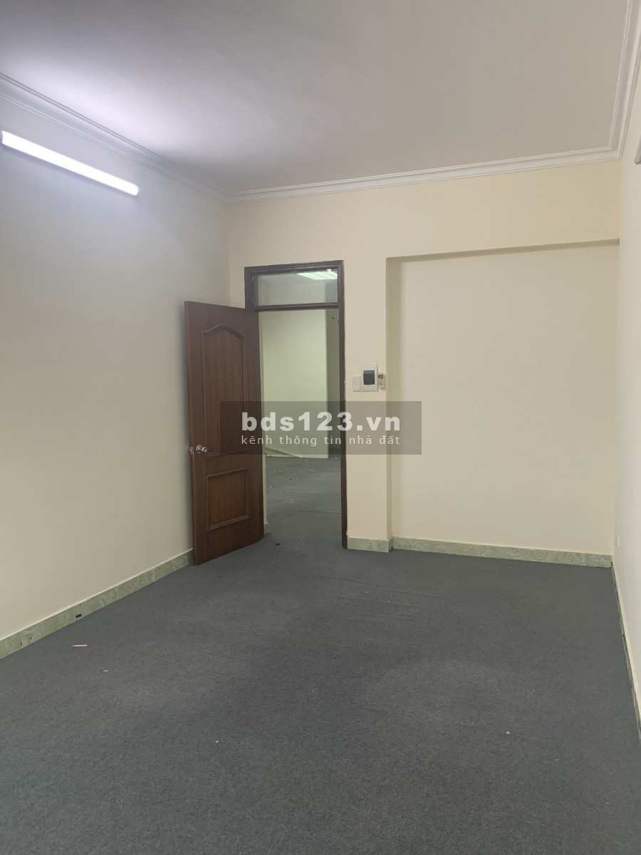 Cho thuê chung cư 34T Trung Hòa Nhân Chính 2PN 130m2 làm văn phòng 11 triệu. LH 0377983070