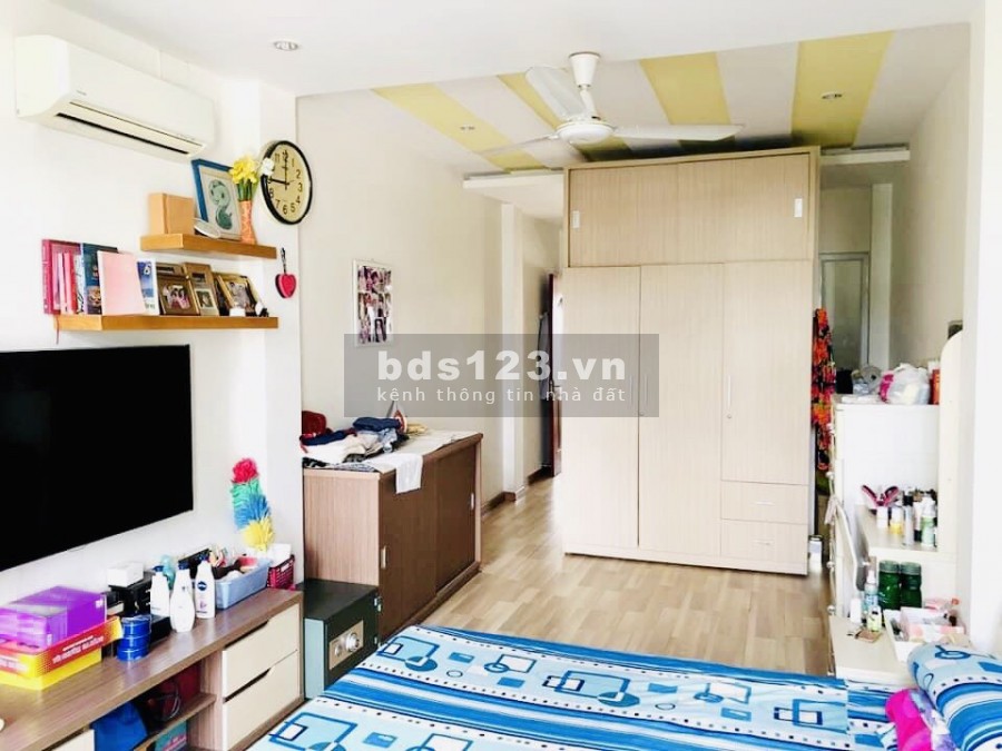 Bán Nhà Quận 5 đường Trần Bình Trọng Tp.HCM gần mặt tiền giá chỉ 7 tỷ 1