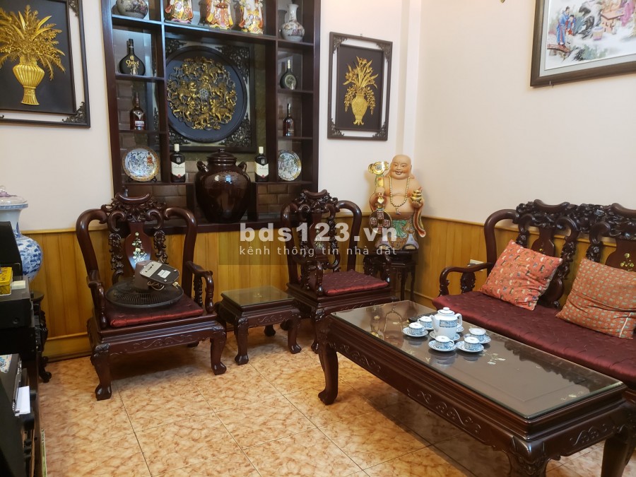 Bán nhà khu đô thị Đầm Trấu, dt 48m2, 5 tầng, phân lô, gara kinh doanh, nhỉnh 9 tỷ