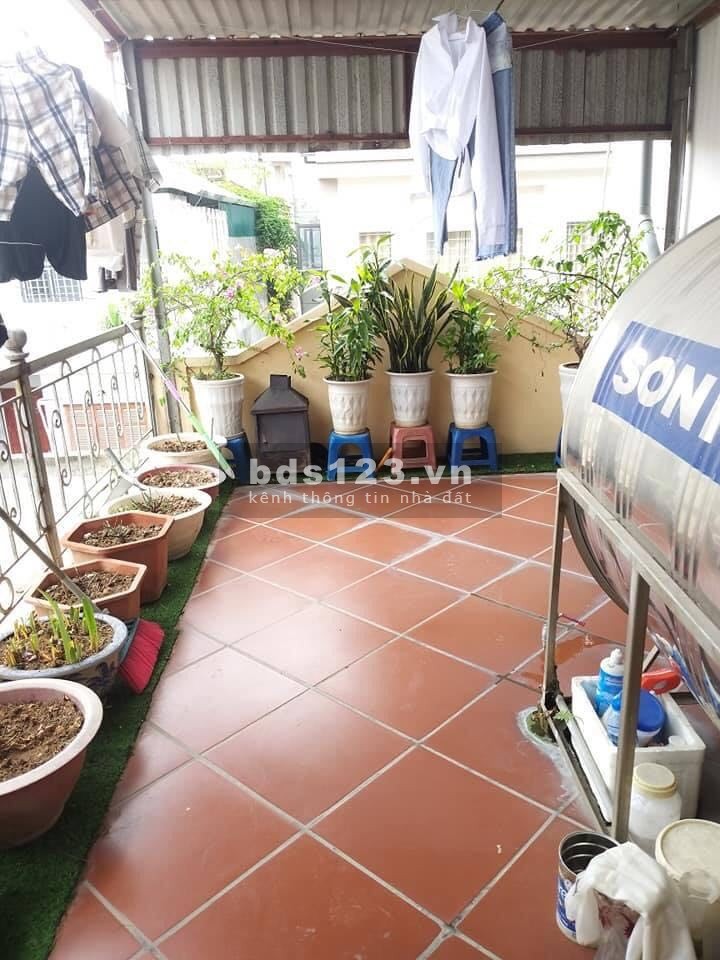 Lạc Long Quân, nhà đẹp ở luôn, ô tô ngõ thông, dt 44m2, 4 tầng giá 4.5 tỷ