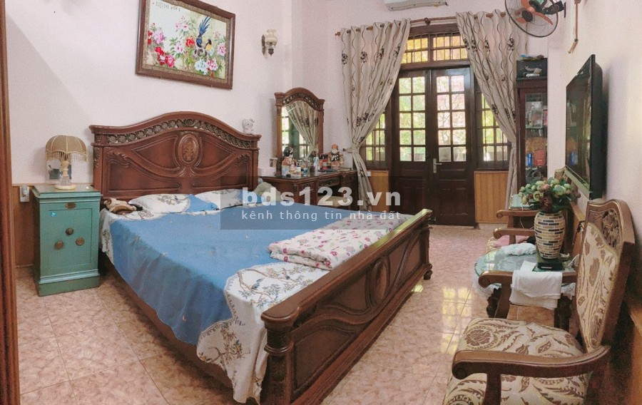 Bán nhà khu đô thị Đầm Trấu, dt 48m2, 5 tầng, phân lô, gara kinh doanh, nhỉnh 9 tỷ
