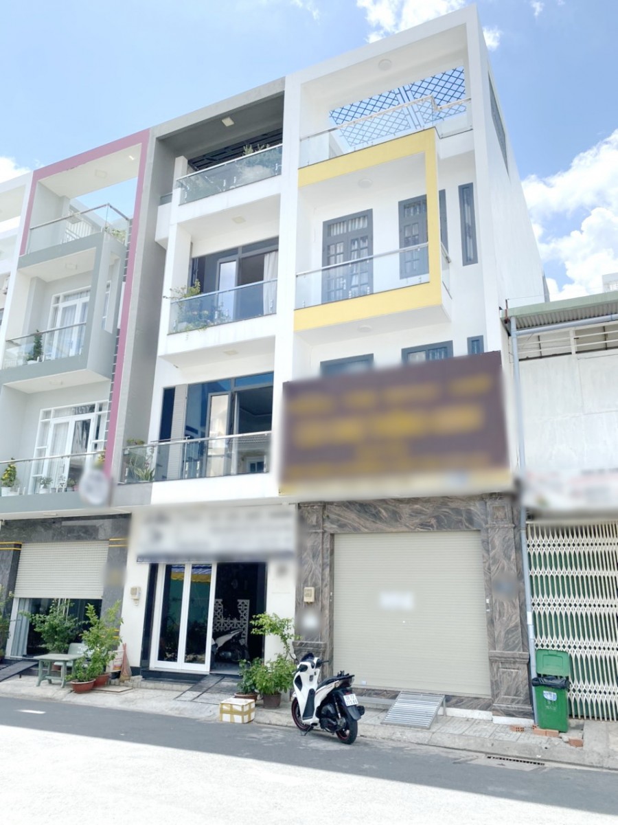 Nhà mới, 3 tầng, 4PN, 6WC, 76.5m2 MT đường nội bộ khu Bông Sao P5 Q8