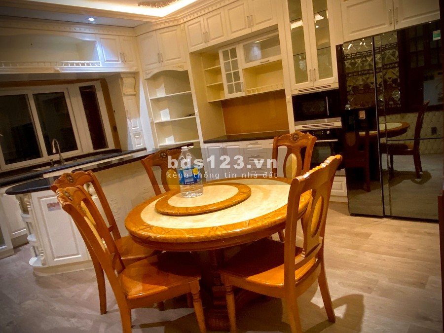 Mặt Tiền Có Hồ Bơi Khu Đệ Nhất P4 Tân Bình 6 Tầng Giá chỉ 29 Tỷ