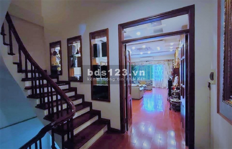 Bán nhà phố Phạm Tuấn Tài, Cầu Giấy. Vỉa hè, oto, KD. 65m2 5T MT5m 14 tỷ