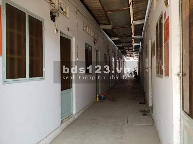 Bán gấp 2 dãy trọ 12 phòng 2 kiot xã Lê Minh Xuân 330m2 sổ hồng riêng giá 1 tỷ 850