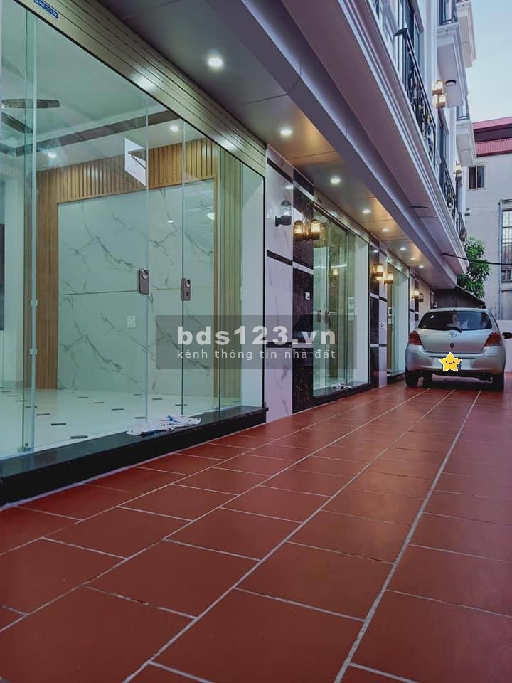 Bán 5 căn nhà phân lô mới xây Thụy Phương ôtô đỗ cửa, 5 tầng, thiết kế hiện đại, sang trọng.