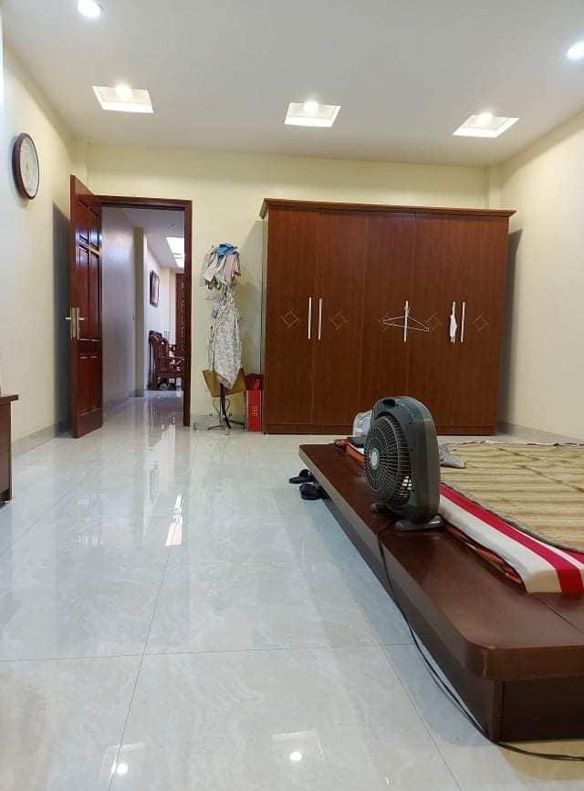 Bán Nhà KĐT Văn Phú, kinh doanh vỉa hè đá bóng đường đôi 54m2, dt 90m2, 5 tầng giá nhỉnh 14 ỷ.