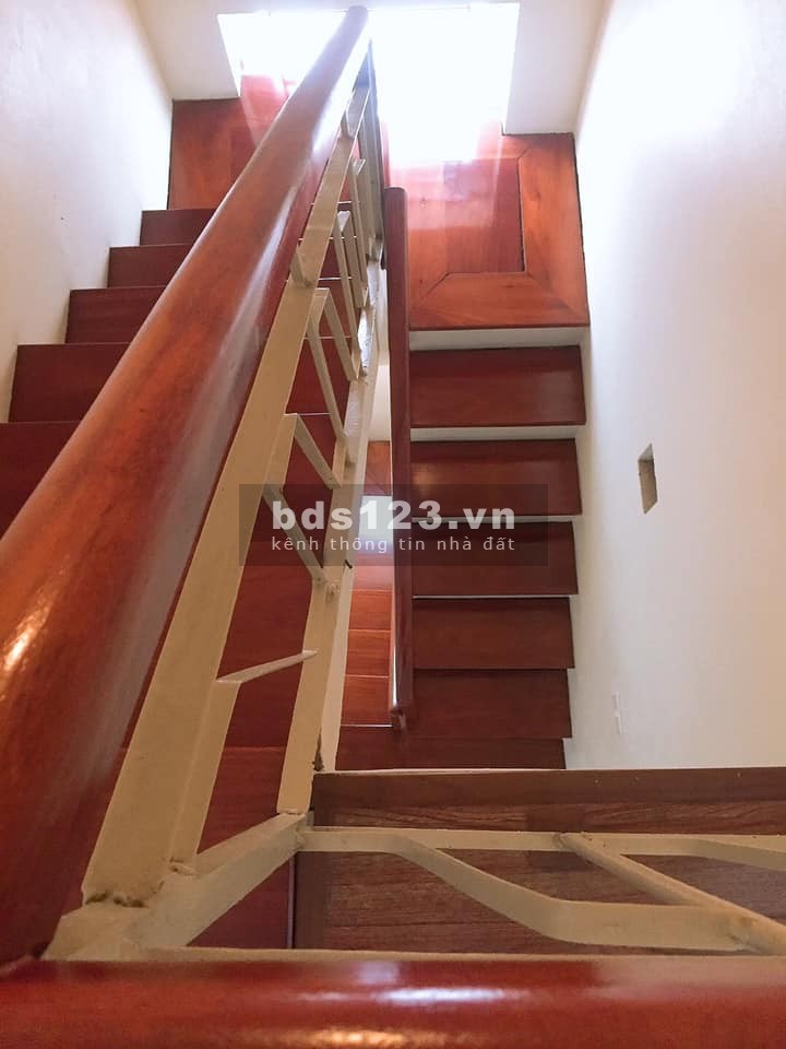 Bán nhà Tô Hiệu 50m2 x 6 tầng ngõ ô tô tránh giá nhỉnh 6 tỷ