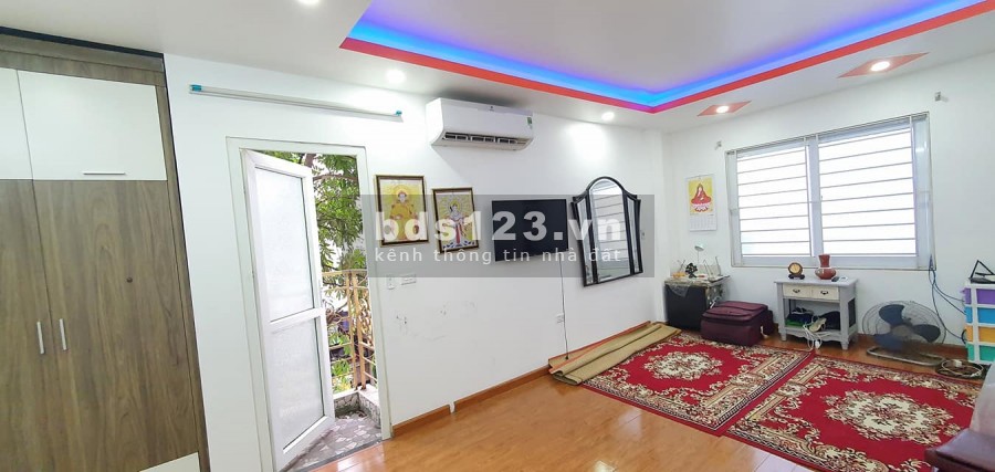Chủ cần bán gấp nhà Tam Trinh, ngõ ô tô thông hai đầu, thoáng, ở sướng, diện tích rộng 44m2 nhỉnh 3 tỷ