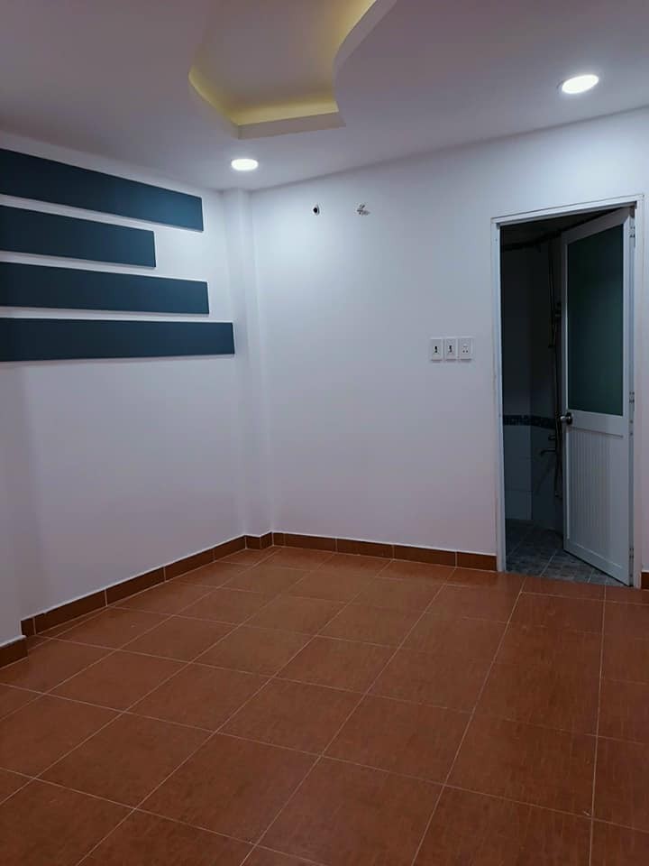 Bán nhà hẻm xe hơi dt 55m2, 3 tầng, giá 6.8 try, Nguyễn Văn Lượng, Gò Vấp