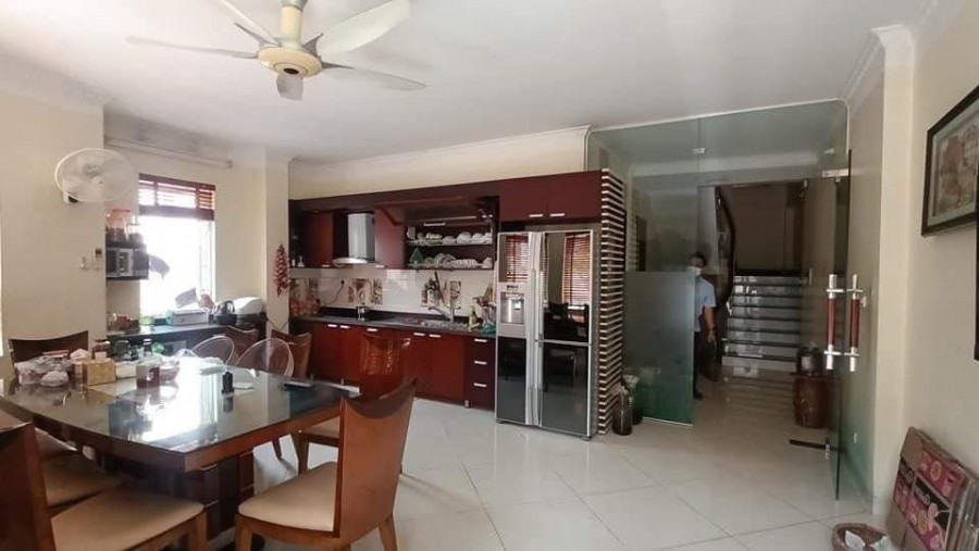 Bán Nhà Phùng Chí Kiên, Cầu Giấy DT 52m2, 6T, MT 3,8m, Ô Tô, Nhỉnh 5 Tỷ.