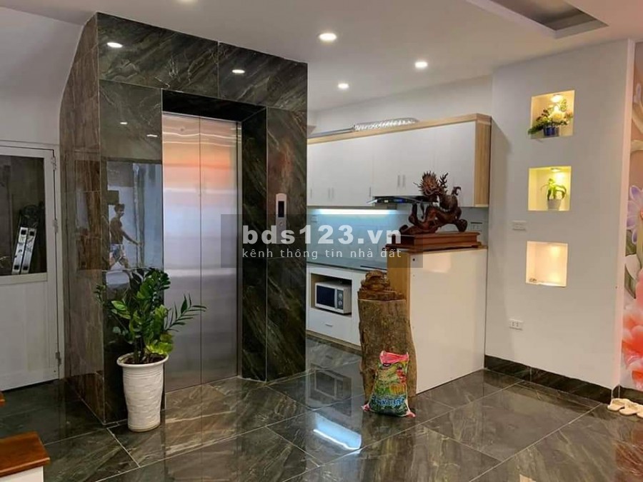 Bán nhà mặt phố Trần Phú diện tích 80m2, 5 tầng mặt tiền 5m giá bán 20 tỷ