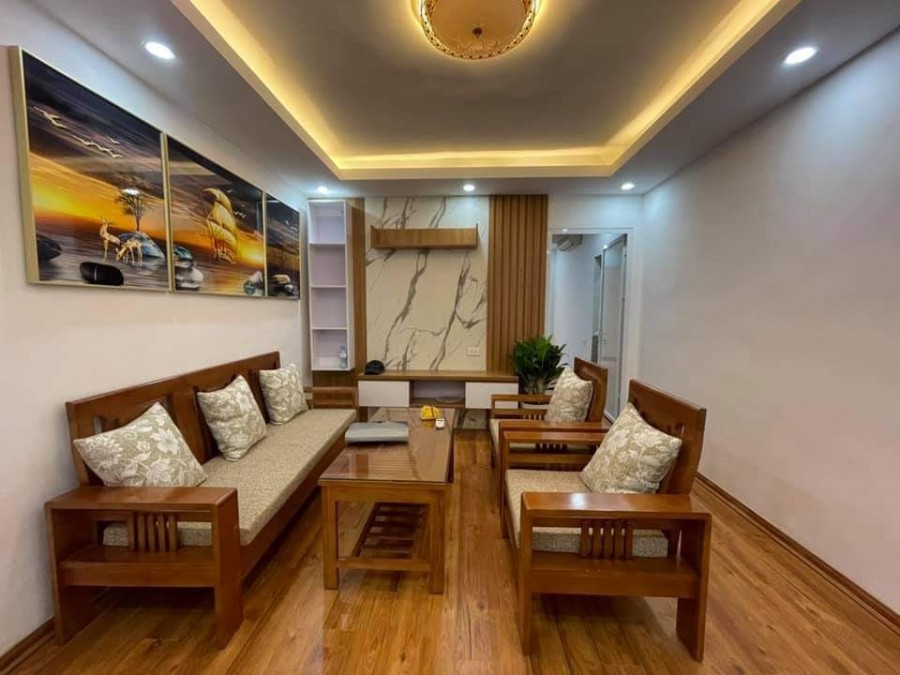 Cần bán nhà tập thể B6 Thành Công diện tích 80m2, 2PN to, 2VS, Sổ đỏ CC giá 2,4 tỷ
