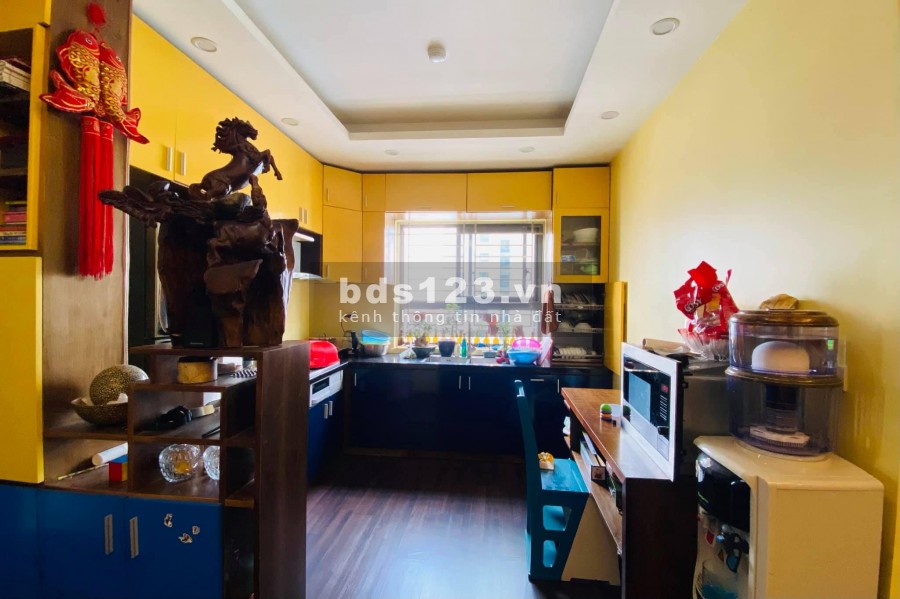 Bán căn hộ tòa trung Rice City Linh Đàm dt 67m2 2PN giá 1.75 tỷ, sổ hồng, cửa Tây tứ trạch