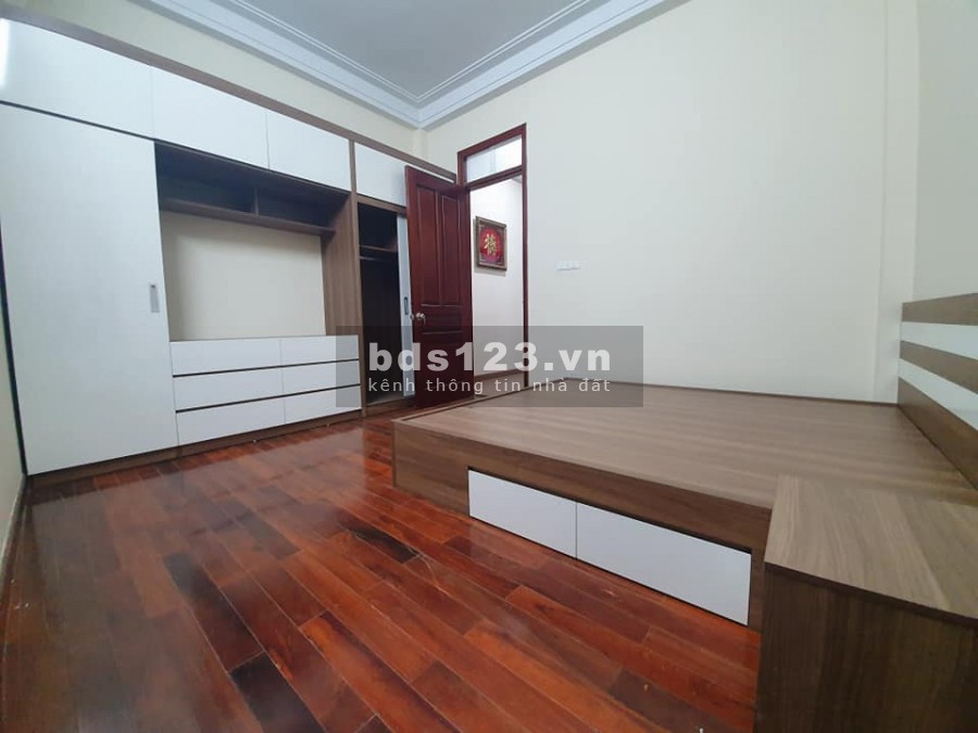 Nhà riêng Thanh Xuân 4Tx60m2, ngõ thông, tặng nội thất, giá 4 tỷ 8
