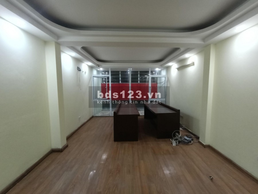 Bán nhà đẹp Nguyễn Lương Bằng, mặt tiền 4.5m, kinh doanh tốt, DT 42m2, giá 3.8 tỷ