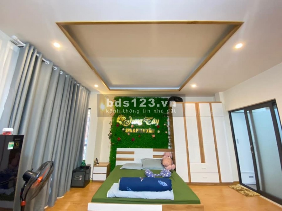 Bán gấp nhà phố Trương Định Hoàng Mai mới đẹp 50m 5 tầng mặt tiền 5,5m, giá 4,55 tỷ