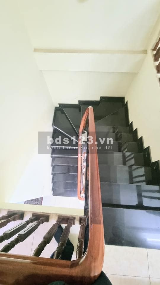 Cần Bán Nhà Thuỵ Phương, Ôtô Đỗ Cửa, DT 35m x 4 Tầng, Giá 2.7 Tỷ.