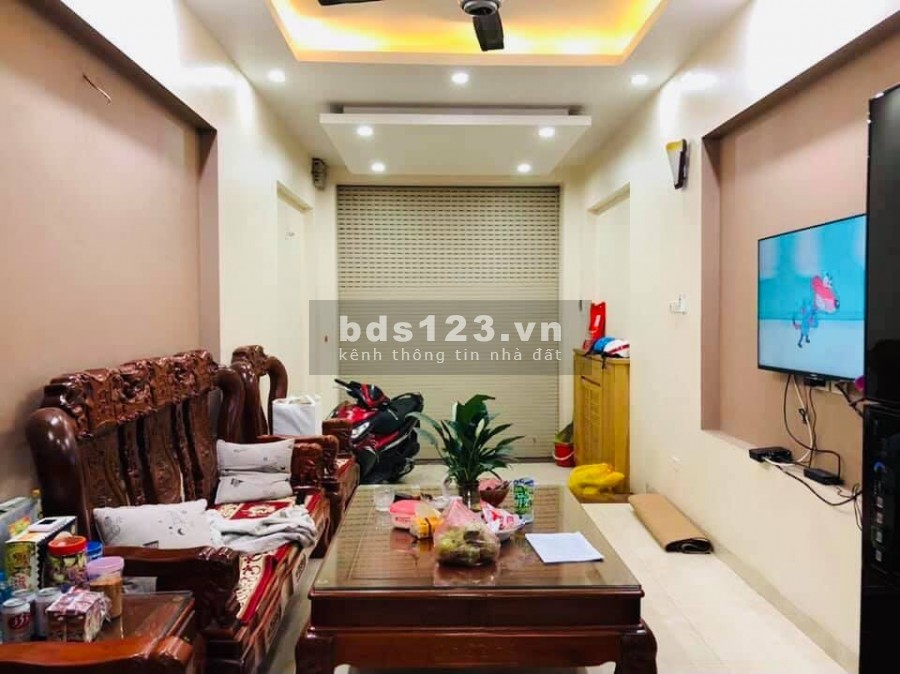 Nhà đẹp hiếm trung tâm Đống Đa 3 phòng ngủ, diện tích rộng, giá sốc