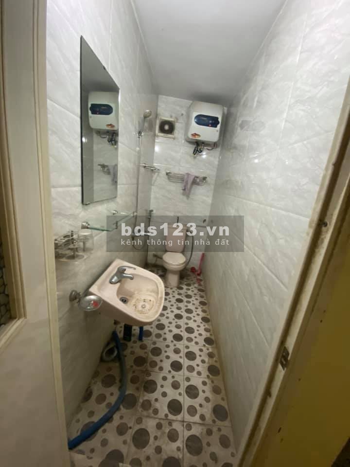 Nhỉnh 5 tỷ có nhà mặt phố Quỳnh Mai, Hai Bà Trưng, lô góc kinh doanh đỉnh
