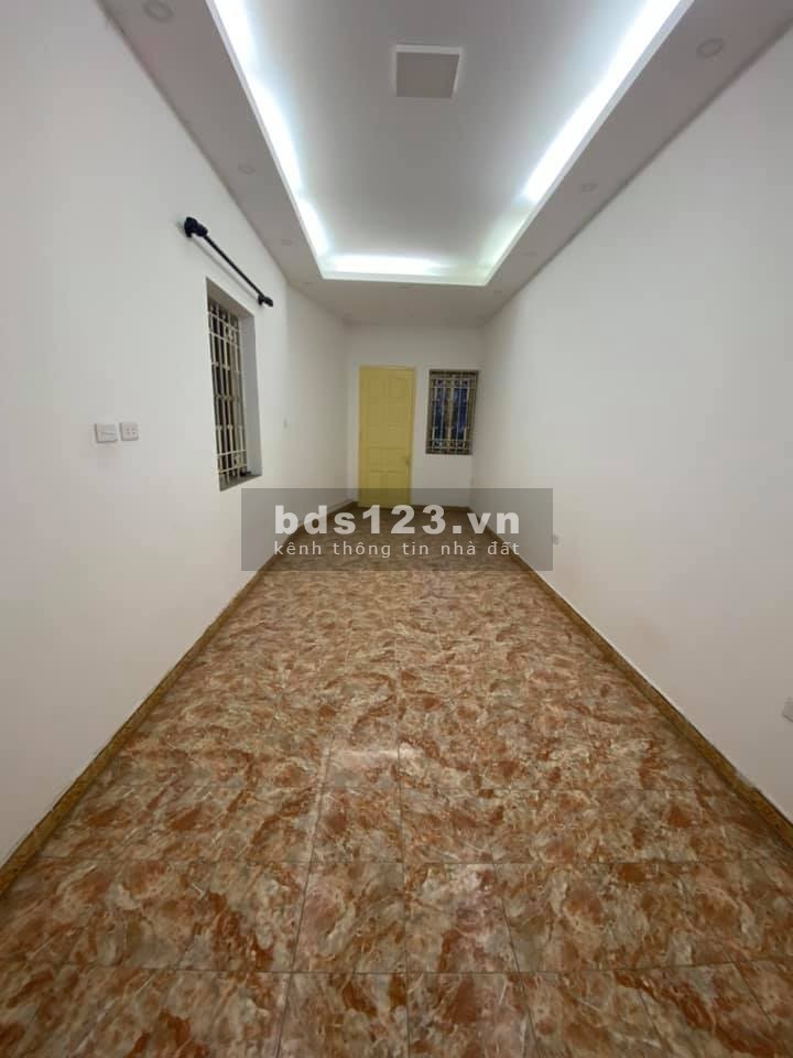 Nhỉnh 5 tỷ có nhà mặt phố Quỳnh Mai, Hai Bà Trưng, lô góc kinh doanh đỉnh
