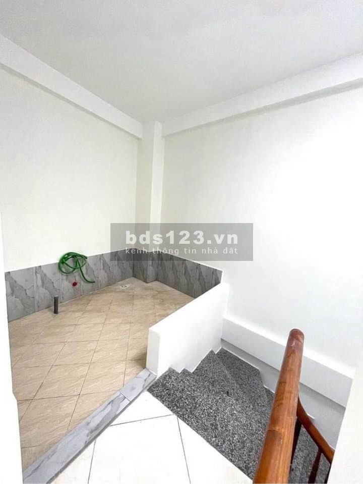Chính chủ cần bán nhà Đào Tấn, Ba Đình, dt 54m2, nhà đẹp ở luôn, giá 5.2 tỷ